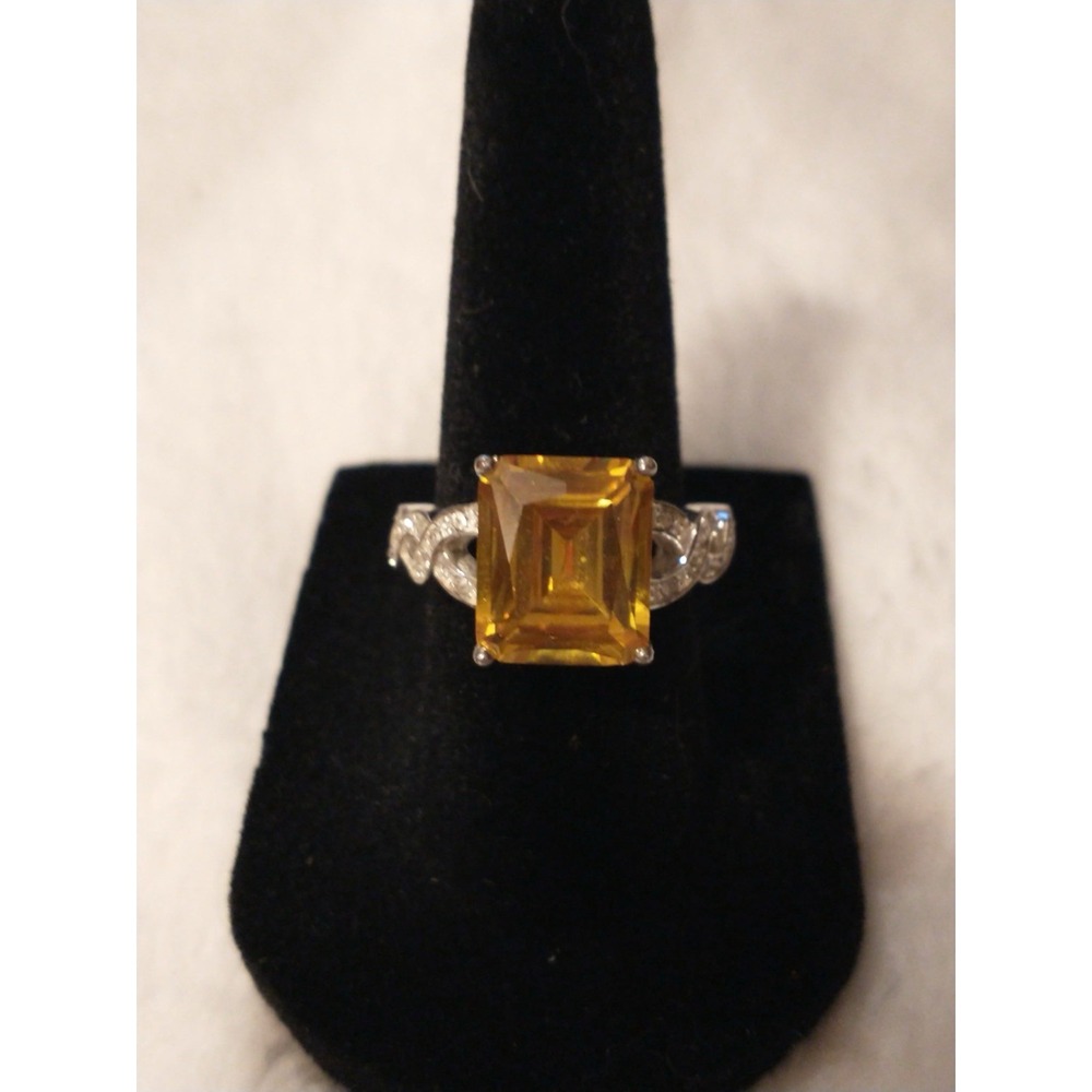 Avon Yellow Emerald Cut Cocktail Ring Silver Tone Fashion Size 6